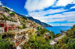 Amalfi Coast Honeymoon – Top 10 Resorts & Guidehoneymoon destination