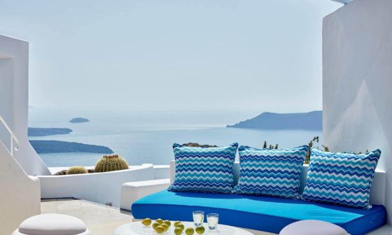 santorini honeymoon