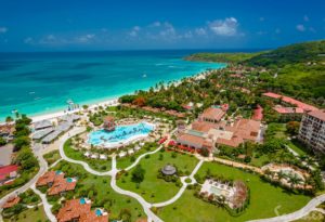 Sandals Grande Antigua Honeymoon Review & Guidehoneymoon destination