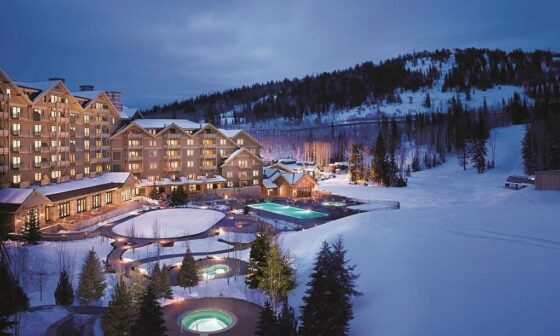 exterior of  deer valley