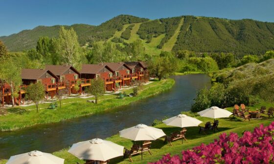 rustic inn creekside 1
