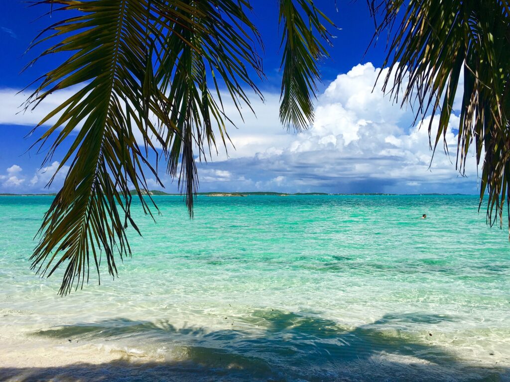 do you need a passport to go to the bahamas