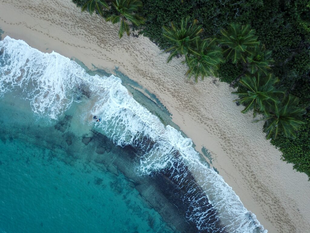 do you need a passport to go to the bahamas