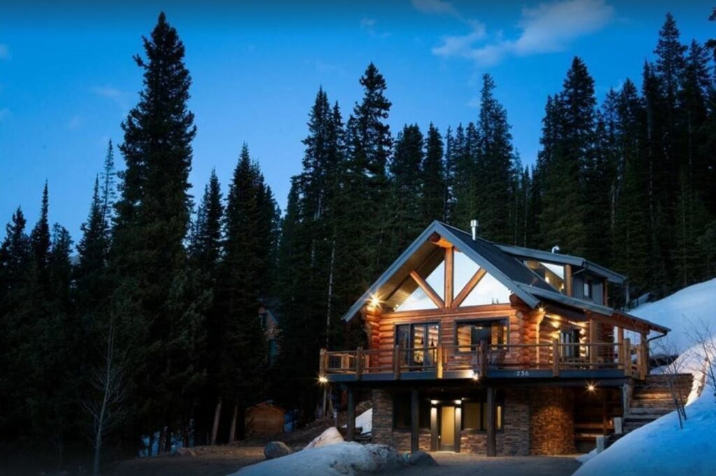 Modern Mountain Romantic Getaway