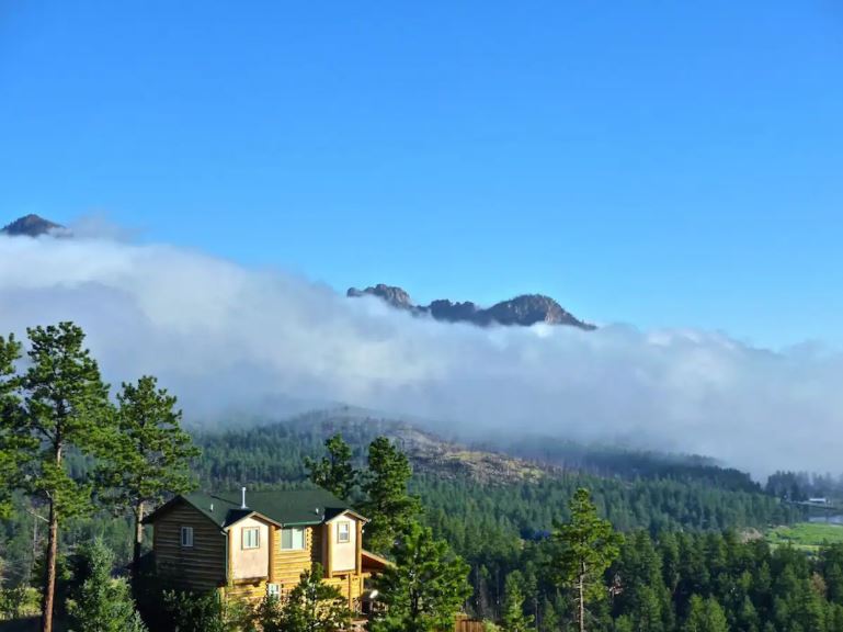 Pikes Peak Resort Wilderness Cabin, one of the top romantic cabins in Colorado.